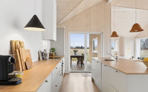 Nani - 500M from the Sea: Holz, Flooring, Fussboden, Decke, Interior Design, Küche, Zuhause, Light Fixture, Holzboden, Countertop