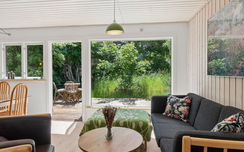 Elisej - 350M from the Sea: Möbel, Interior Design, Flooring, Holz, Fussboden, Decke, Zuhause, Couch, Tabelle, Wohnzimmer