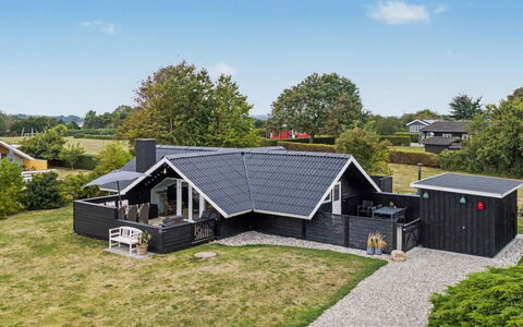 Kajsa - 150M from the Sea: Zuhause, Hütte, Veranda, Abstellgleis, Bauernhaus, Outdoor Struktur