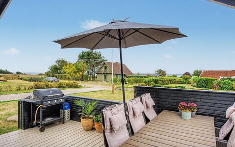 Kajsa - 150M from the Sea: Zuhause, Hütte, Veranda, Abstellgleis, Bauernhaus, Outdoor Struktur