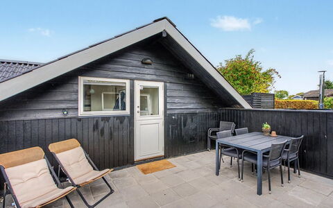 Kajsa - 150M from the Sea: Zuhause, Hütte, Veranda, Abstellgleis, Bauernhaus, Outdoor Struktur