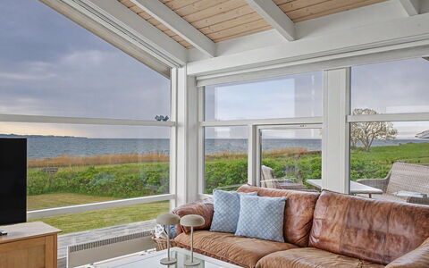 Imelda - 75M from the Sea: Interior Design, Holz, Decke, Flooring, Möbel, Fussboden, Couch, Wohnzimmer, Beleuchtung, Zimmer
