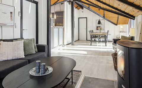 Sölvy - 30Km from the Sea: Interior Design, Möbel, Holz, Flooring, Decke, Fussboden, Zuhause, Stuhl, Wohnzimmer, Zimmer