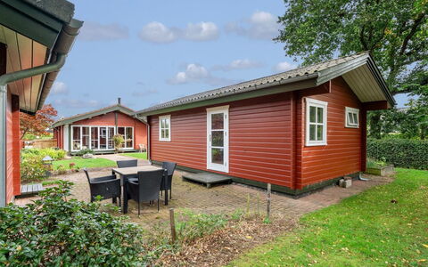 Ater - 220M from the Sea: Möbel, Gartenmöbel, Geschirr, Tabelle, Drinkware, Stuhl, Tisch Im Freien, Essen, Flasche