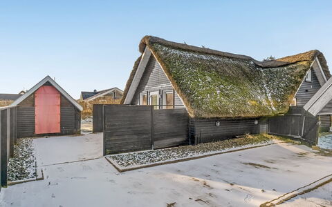 Oskar - 300M from the Sea: Möbel, Interior Design, Holz, Decke, Flooring, Fussboden, Holzboden, Küche & Esszimmer Tisch, Tabelle, Light Fixture