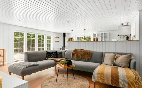 Bengta - from the Sea: Flooring, Holzboden, Interior Design, Holz, Möbel, Fussboden, Couch, Wohnzimmer, Decke, Laminatboden