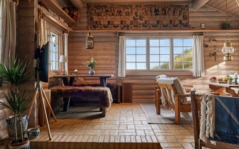 Apelone - 450M from the Sea: Holz, Möbel, Interior Design, Decke, Flooring, Fussboden, Hütte, Holzboden, Wohnzimmer, Zuhause