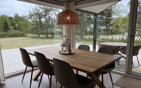 Ingalil - 825M from the Sea: Weiss, Steigung, Karte