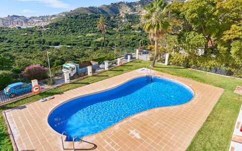 Almuñécar 122: Blau, Schwimmbad, Resort, Schatten, Freizeit, Zaun, Gartenmöbel, Ferienort, Eco Hotel, Tropen