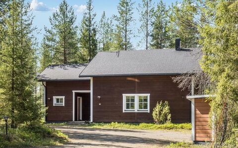 Keselmäkulma: Wohnung, Balkon, Eigentumswohnung, Zaun, Gartenmöbel