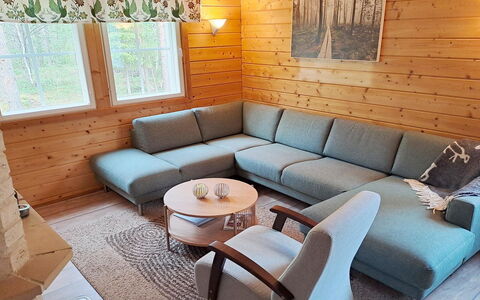 Keselmäkulma: Wohnung, Balkon, Eigentumswohnung, Zaun, Gartenmöbel