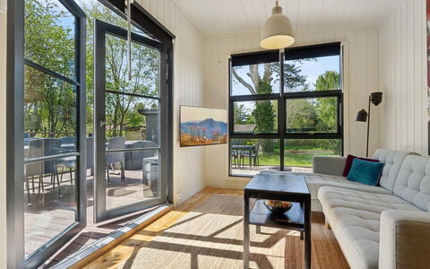 Alika - 700M from the Sea: Interior Design, Holz, Flooring, Möbel, Decke, Fussboden, Holzboden, Wohnzimmer, Zimmer, Hartholz