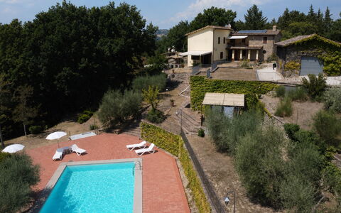 House in the Woods, Pool and Relax in Umbria: Estate, Hazienda, Bauernhaus, Villa, Landscaping, Eco Hotel, Schwimmbad, Resort, Hotel