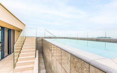 Unterkunft:&nbsp;Petram Deluxe Villa with Rooftop Pool 121.4