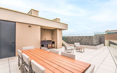 Unterkunft:&nbsp;Petram Deluxe Villa with Rooftop Pool 121.4