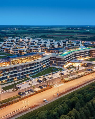Petram Resort & Residences 121.8