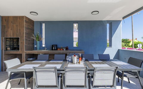 Serenissima: Wohnung, Balkon, Küste, Hotel, Resort, Strandresort, Ferienort, Bucht, Penthouse
