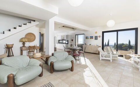 Villa Costa: Möbel, Flooring, Fussboden, Interior Design, Tabelle, Stuhl, Decke, Zuhause, Wohnung, Wohnzimmer