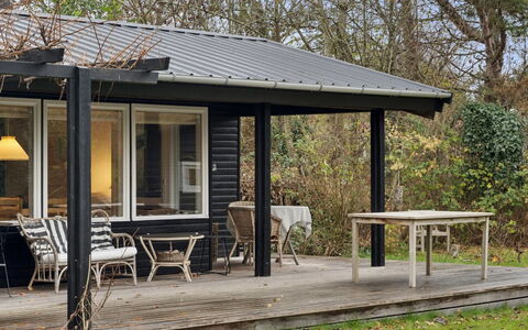 Naema - 1Km from the Sea: Estate, Schatten, Auffahrt, Bauernhaus