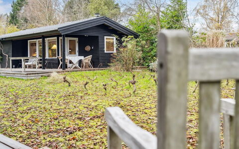 Naema - 1Km from the Sea: Estate, Schatten, Auffahrt, Bauernhaus