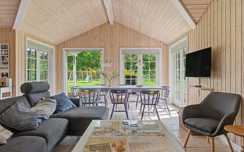 Stavros - 325M from the Sea: Holz, Interior Design, Zuhause, Wohnzimmer, Couch, Fussboden, Hütte, Decke, Hartholz