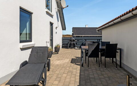 Flugha - 190M from the Sea: Möbel, Meer, Stuhl, Schatten, Balkon, Gartenmöbel, Eco Hotel, Küste, Deck, Holzbeize