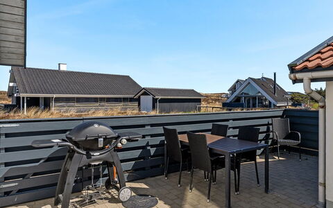 Flugha - 190M from the Sea: Möbel, Meer, Stuhl, Schatten, Balkon, Gartenmöbel, Eco Hotel, Küste, Deck, Holzbeize