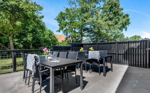 Ulv - from the Sea: Möbel, Gartenmöbel, Tisch Im Freien, Tabelle, Stuhl, Schatten, Garten, Küche & Esszimmer Tisch, Deck, Terrasse