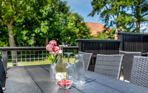 Ulv - from the Sea: Möbel, Gartenmöbel, Tabelle, Stuhl, Tisch Im Freien, Küche & Esszimmer Tisch, Schatten, Terrasse, Garten, Deck