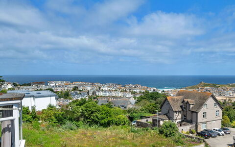No. 10 Porthmeor: Gras, Haus, Ländliches Gebiet, Hütte, Dach, Zuhause, Landschaft, Einfach, Grundstueck
