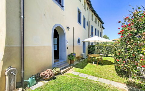 Elvis: Gras, Haus, Ländliches Gebiet, Hütte, Dach, Zuhause, Landschaft, Einfach, Grundstueck