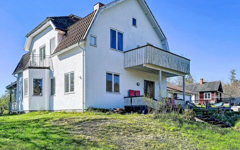 Disponentvillan: Gras, Haus, Ländliches Gebiet, Hütte, Dach, Zuhause, Landschaft, Einfach, Grundstueck