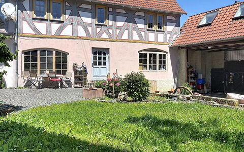 Alte Scheune: Schwimmbad, Wohngebiet, Urban Design, Menschliche Siedlung, Zuhause, Estate, Wohnung, Resort, Eigentumswohnung, Hazienda