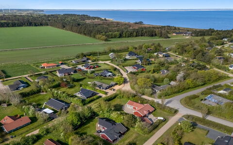Maiti - 400M to the Fjord: Schwimmbad, Wohngebiet, Urban Design, Menschliche Siedlung, Zuhause, Estate, Wohnung, Resort, Eigentumswohnung, Hazienda