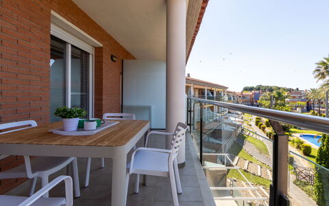 Almansa: Schwimmbad, Wohngebiet, Urban Design, Menschliche Siedlung, Zuhause, Estate, Wohnung, Resort, Eigentumswohnung, Hazienda