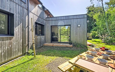 Maison de Kermamas: Schwimmbad, Wohngebiet, Urban Design, Menschliche Siedlung, Zuhause, Estate, Wohnung, Resort, Eigentumswohnung, Hazienda