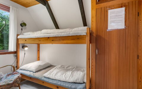 Kaija - from the Sea: Etagenbett, Holz, Möbel, Interior Design, Flooring, Decke, Schlafzimmer, Fussboden, Wohnheim, Bett