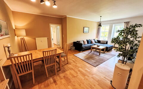 Spiekeroog: Schwimmbad, Resort, Wohnung, Estate, Hazienda, Hotel, Villa, Ferienort, Villa