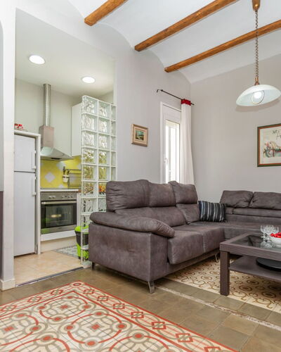 Poble Nou - Llacuna: Schwimmbad, Ferienort, Eco Hotel, Resort, Villa