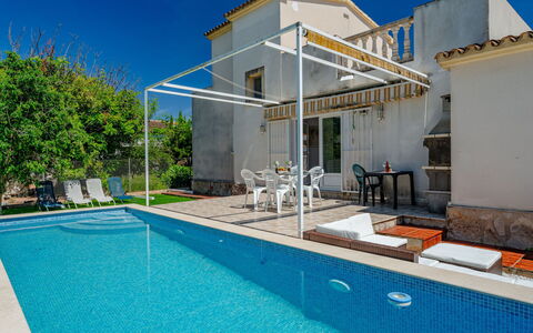 Harmonia: Schwimmbad, Ferienort, Eco Hotel, Resort, Villa