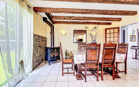 Maison le Guerno: Schwimmbad, Ferienort, Eco Hotel, Resort, Villa