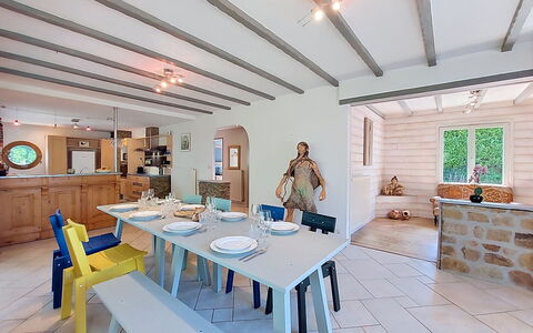 Ti Hudek: Schwimmbad, Ferienort, Eco Hotel, Resort, Villa