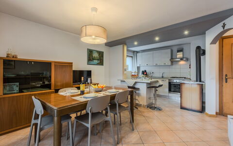 Casa Roby: Möbel, Interior Design, Küche, Countertop, Flooring, Decke, Fussboden, Zimmer, Küche & Esszimmer Tisch, Cabinetry