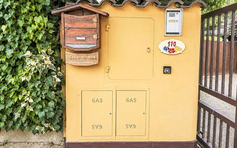 Casa di Max: Schwimmbad, Ferienort, Eco Hotel, Resort, Villa