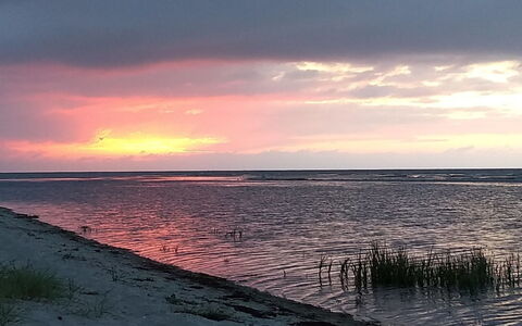 Ferdine - from the Sea: Wasser, Horizont, Afterglow, Dämmerung, Sonnenuntergang, Ökoregion, Sonnenaufgang, Strand, Küste