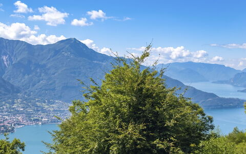 Il Cervo: Himmel, Blau, Bergforms, Berg, Blatt, Natur, Hügel, Vegetation, Hochland, Natürliche Landschaft