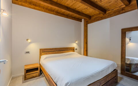Silvia: Interior Design, Wand, Flooring, Holz, Decke, Fussboden, Bett, Schlafzimmer, Zimmer, Möbel