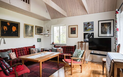 Lövekulle: Möbel, Interior Design, Wand, Flooring, Holz, Fussboden, Decke, Couch, Wohnzimmer, Zimmer