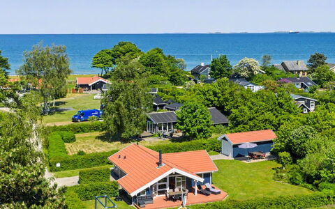 Ronna - 160M from the Sea: Meer, Küste, Ozean, Landscaping, Resort, Tropen, Bucht