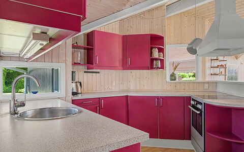 Ronna - 160M from the Sea: Interior Design, Flooring, Küche, Decke, Fussboden, Countertop, Zuhause, Armatur, Sinken, Zimmer